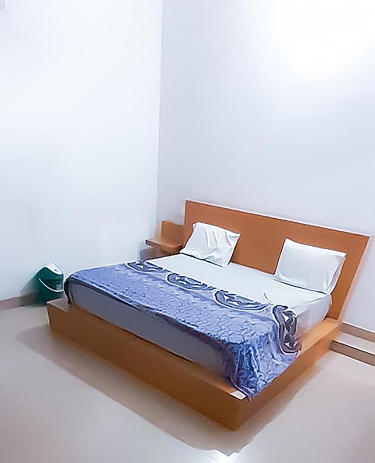 Roomshala 110 Hotel Mulaqaat - Shiv Nadar University Dadri Eksteriør bilde